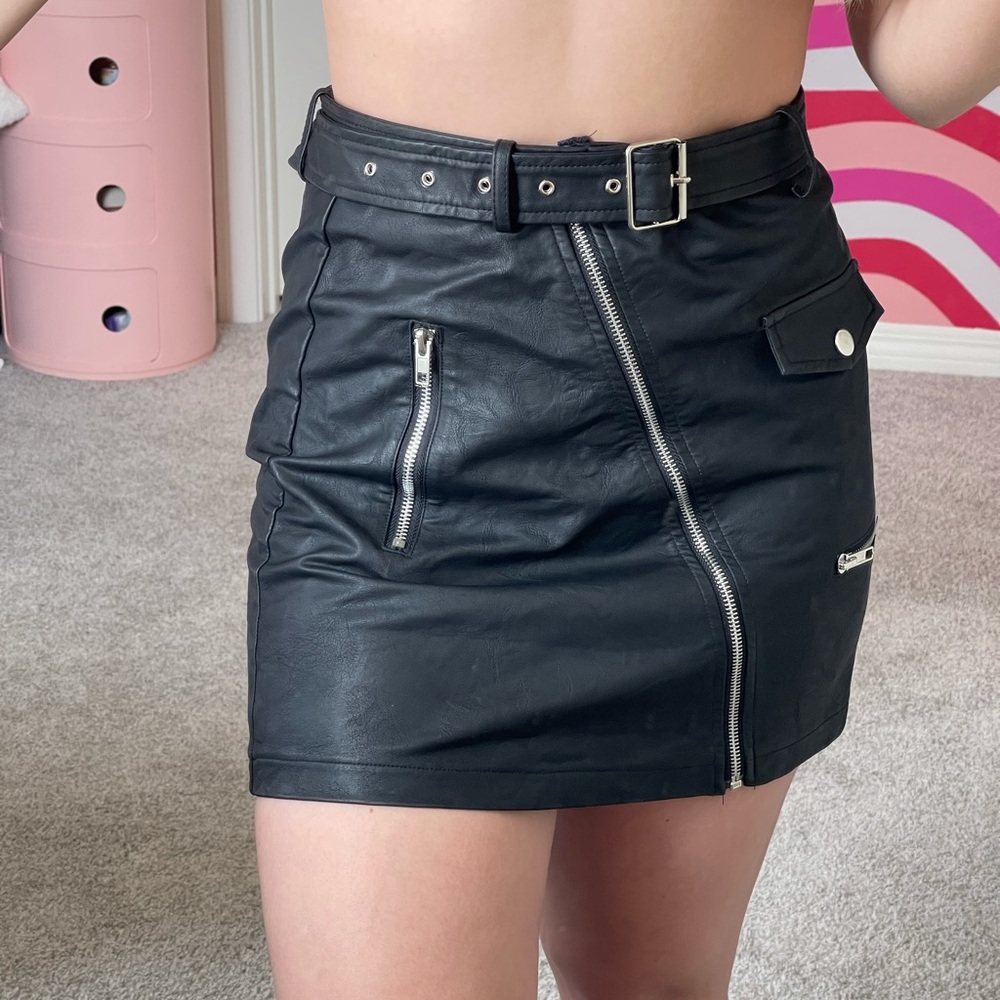 Leather skirt